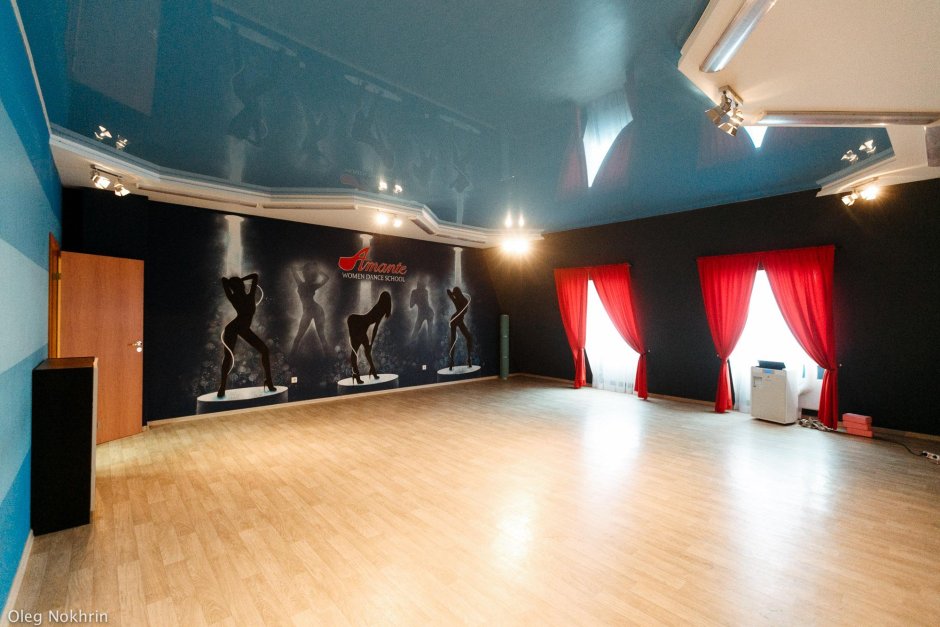 Yg Entertainment танцевальный зал