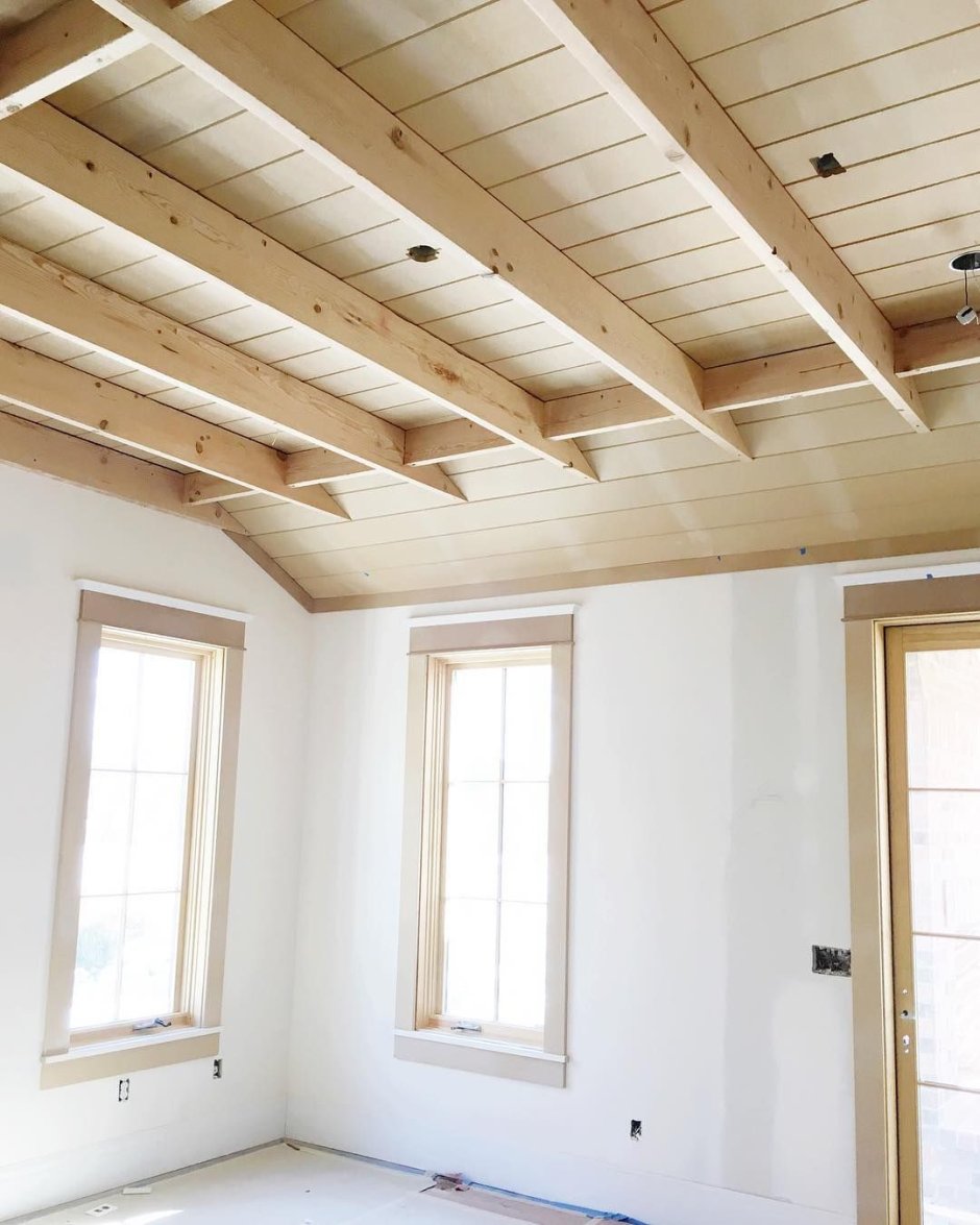 Подшивной деревянный потолок