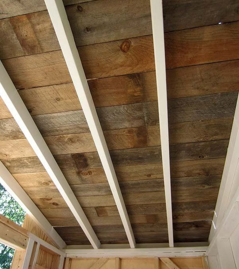 Подшивка деревянного потолка