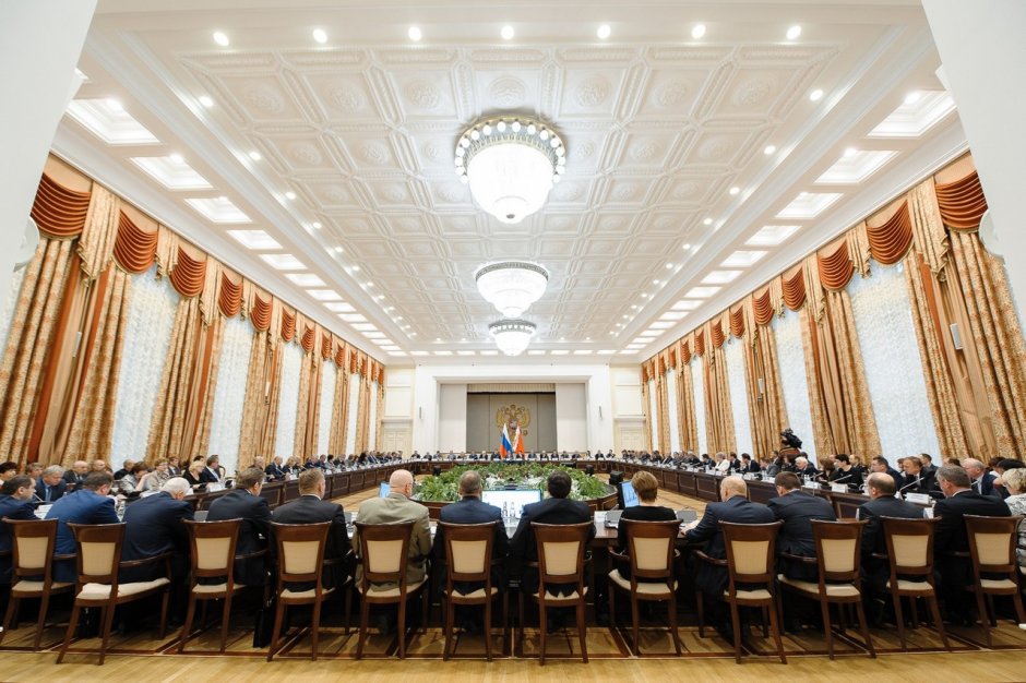 Правительство Воронежской области зал