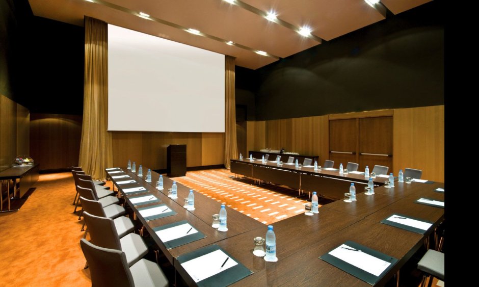 Зал для конференций в современном стиле