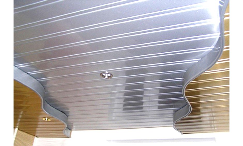 Потолок реечный Cesal c02 металлик серебристый 150х4000мм