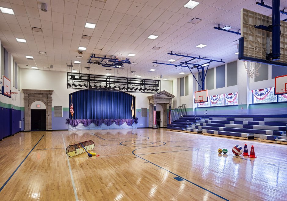 Спортивный зал в школе будущего