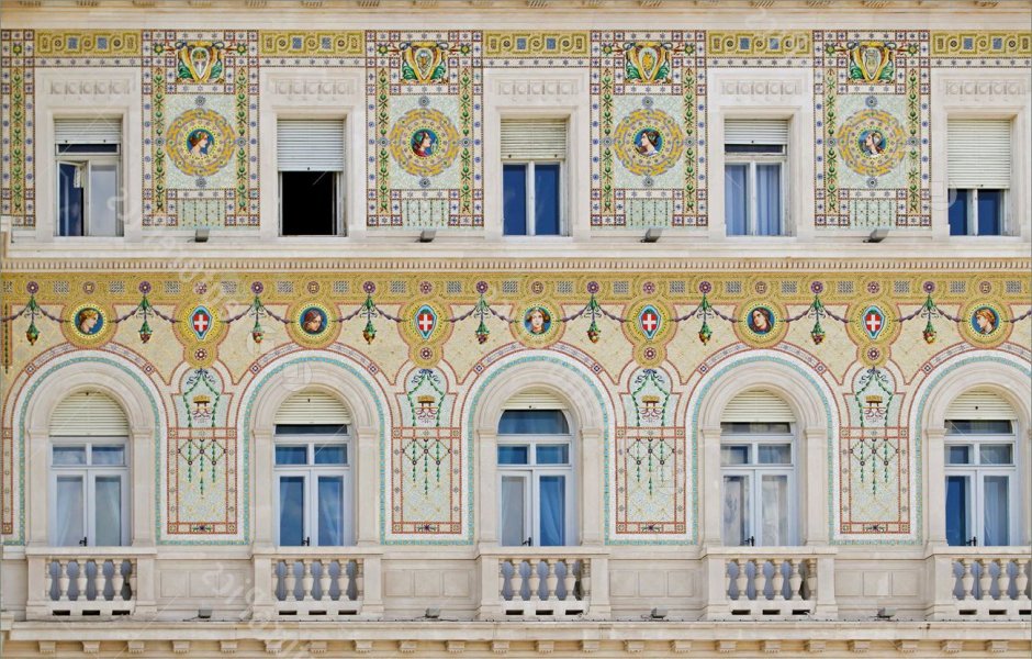 Декор здания мозаикой