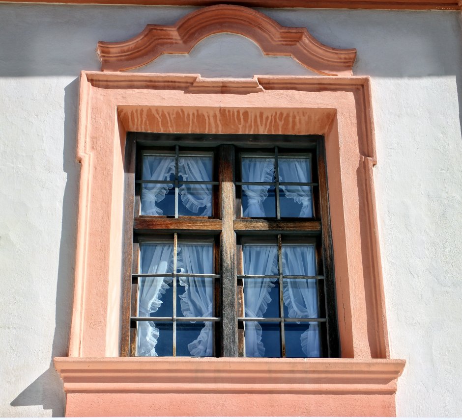 Антикварное окно