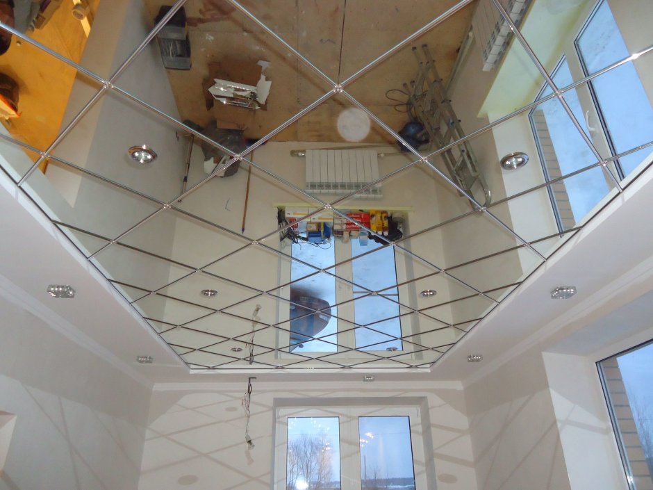 Подвесной потолок Армстронг зеркальный