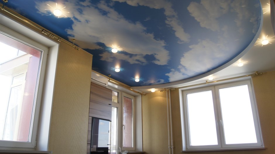 Двухуровневый потолок с небом