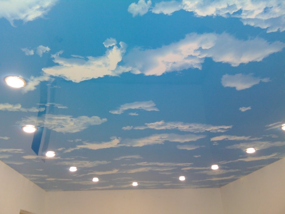 Натяжной потолок облака
