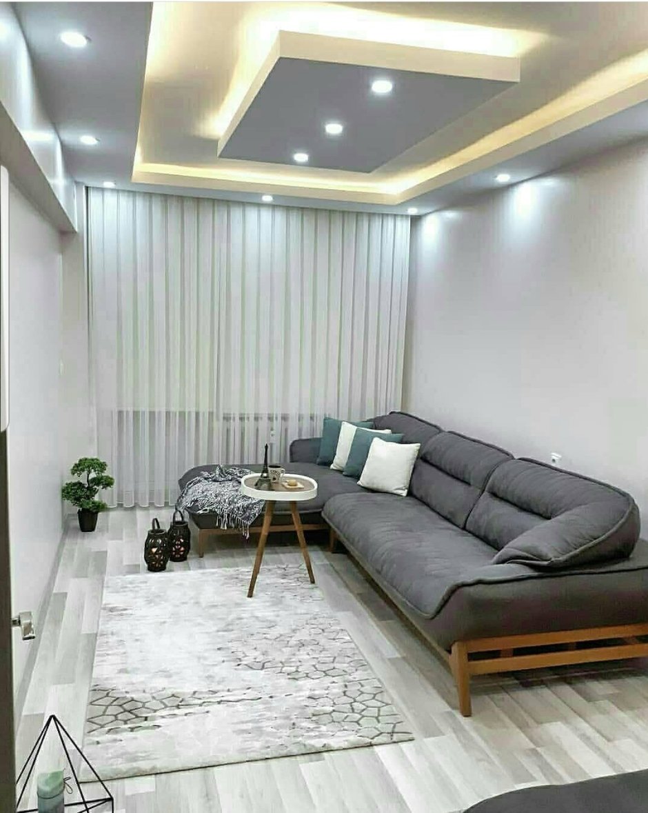 Современная спальня в серых тонах