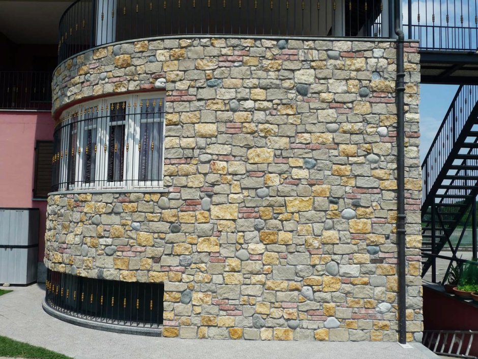 Природный камень для облицовки фасада