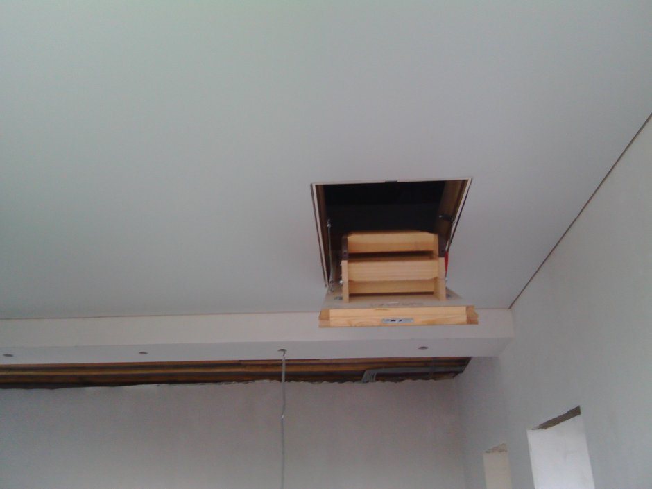 Потолочный люк в натяжном потолке