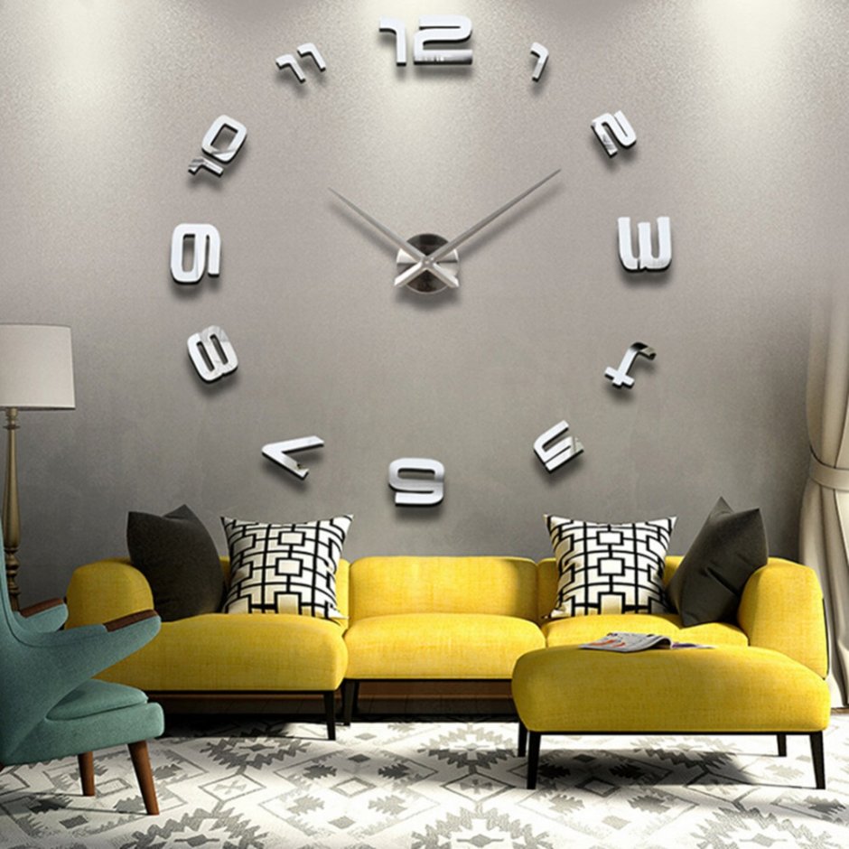 Часы в зал в современном стиле