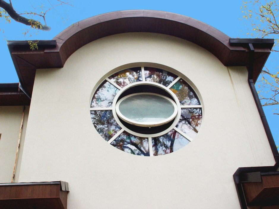 Круглые окна на фасаде (90 фото)