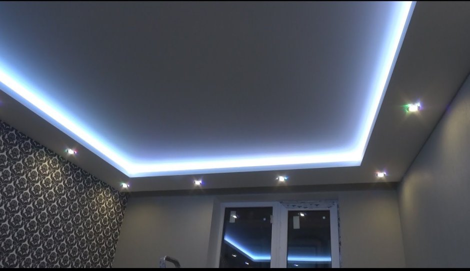 Гипсокартонный потолок с подсветкой по периметру (98 фото)