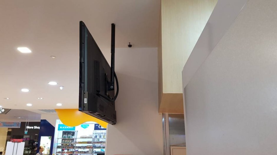 Подвесной кронштейн для телевизора на потолок