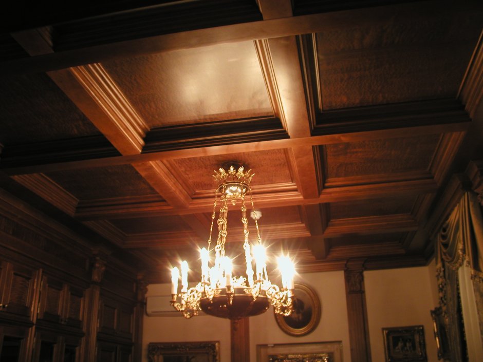 Плинтус потолочный кессонный потолок