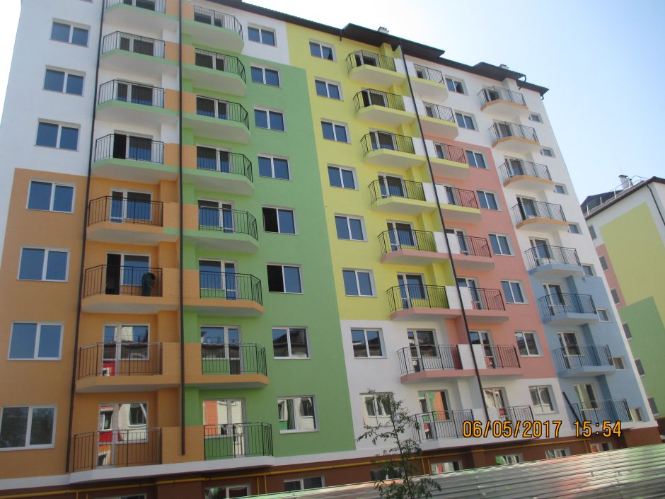 Штукатурные фасады многоэтажных домов