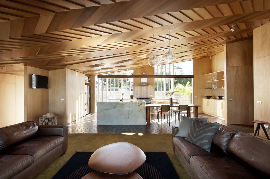 Комбинированный деревянный потолок