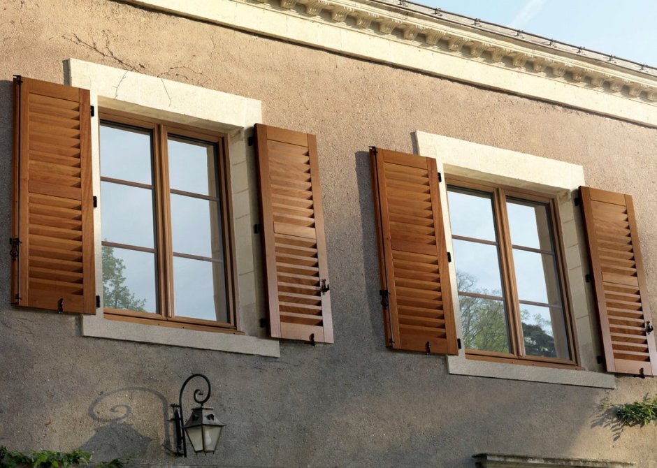 Ставни на окна деревянные современные