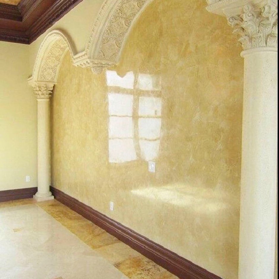 Венецианский декор на стенах