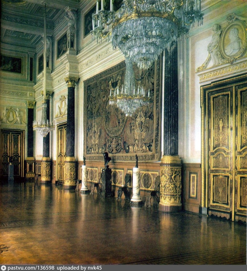 Старый Эрмитаж. Зал Леонардо да Винчи. Санкт-Петербург.