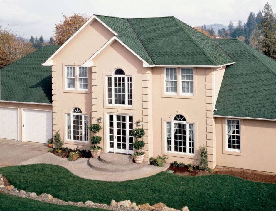 Фасады домов с зеленой крышей (48 фото)