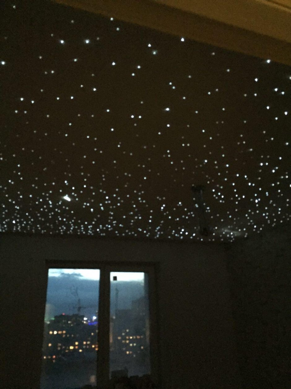 Белый потолок звездное небо