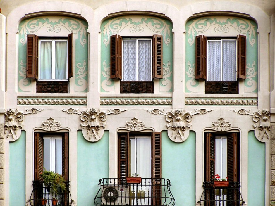 Итальянский стиль фасада здания