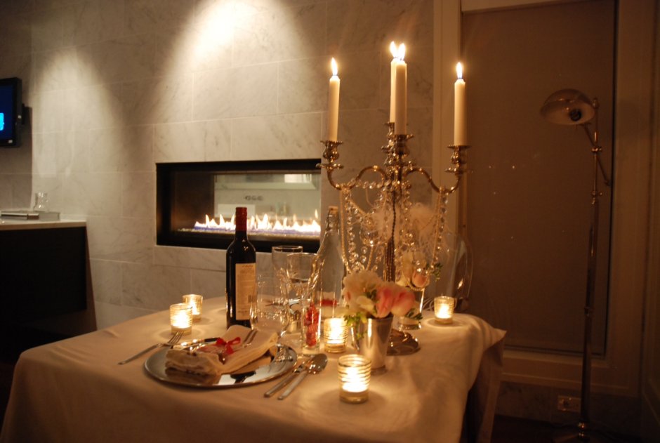 Романтический ужин со свечами