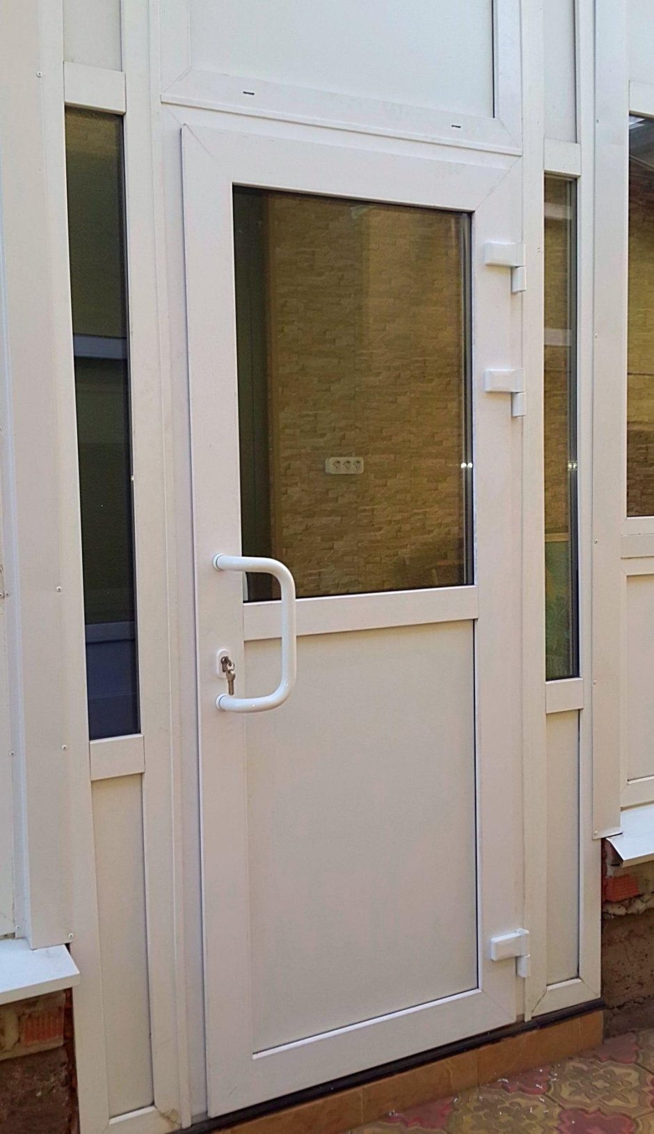Двери металлические входные уличные в частный дом
