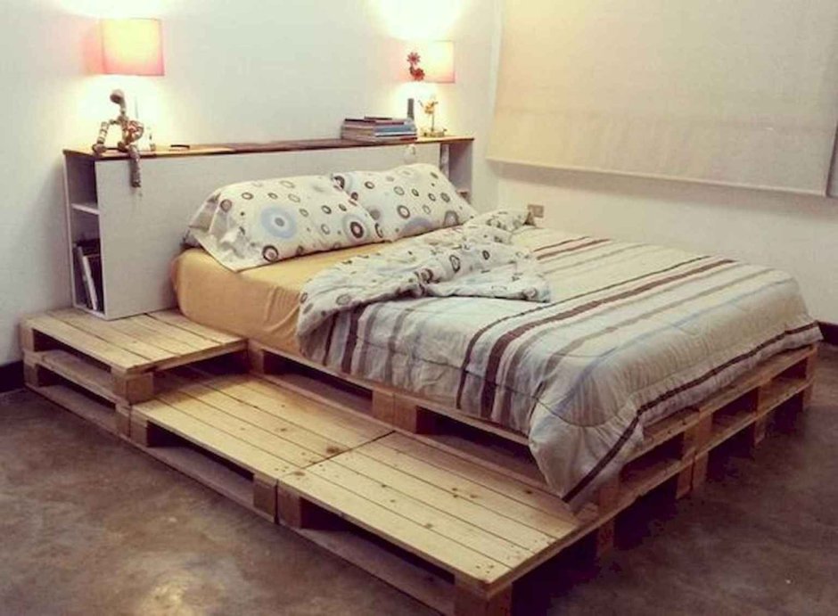 Кровать из европаллетов в лофт стиле