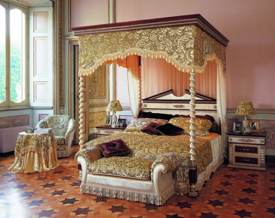 Кровать в Восточном стиле