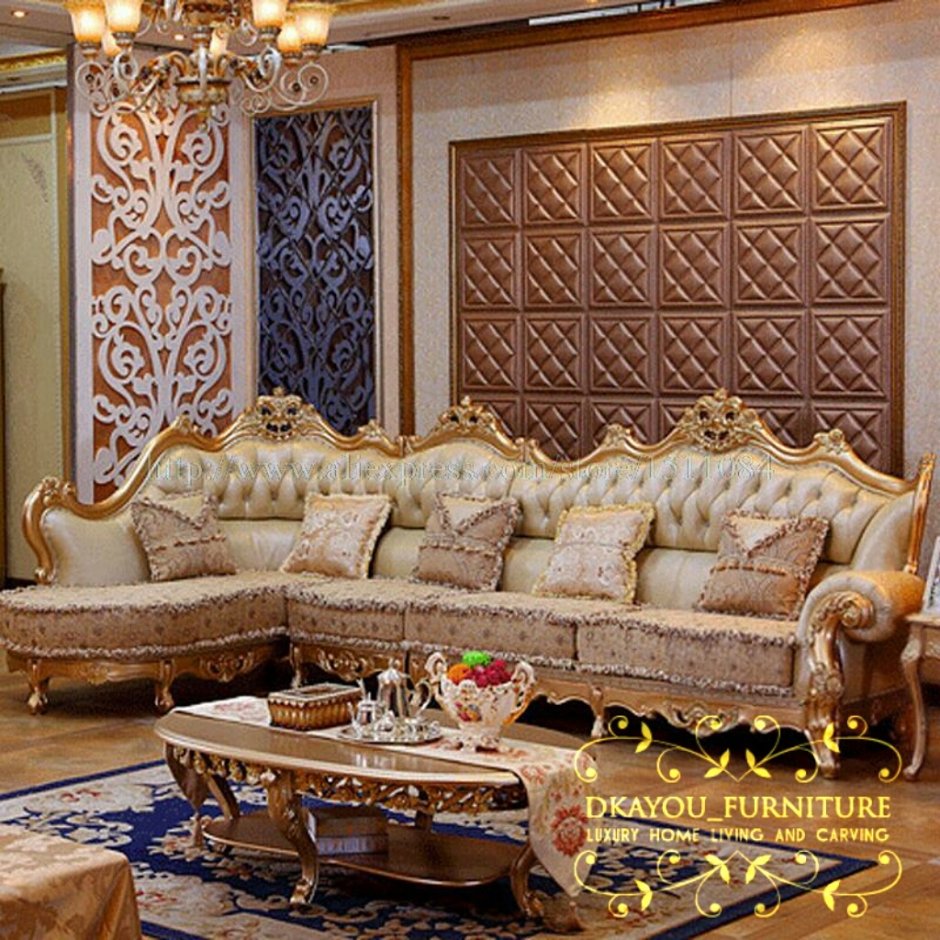 Фиолетовый диван с золотом в стиле Барокко