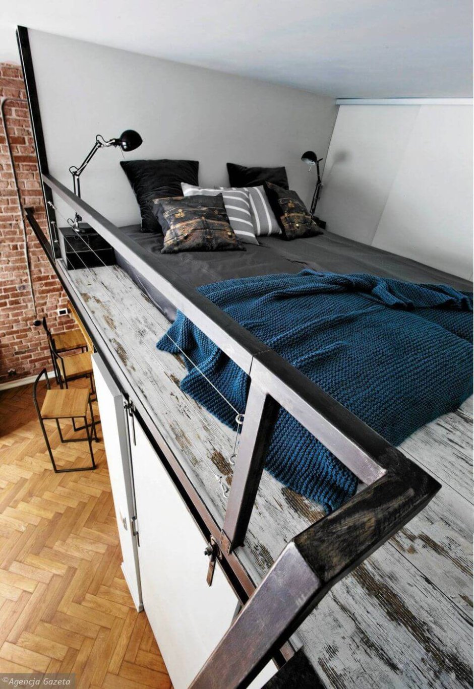 Кровать-чердак Polini simple с письменным столом и шкафом