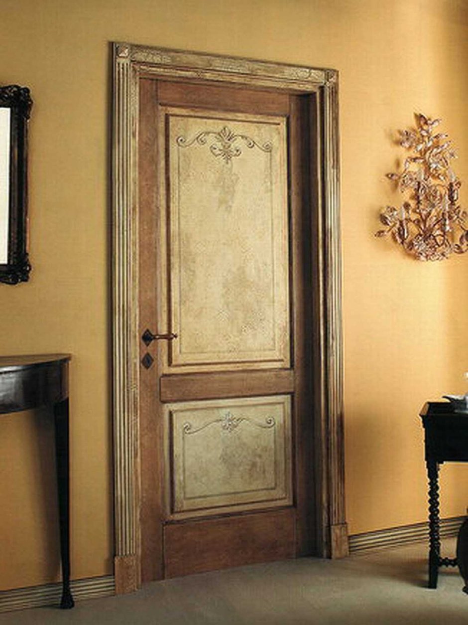 Двери в стиле Прованс в интерьере деревянного дома