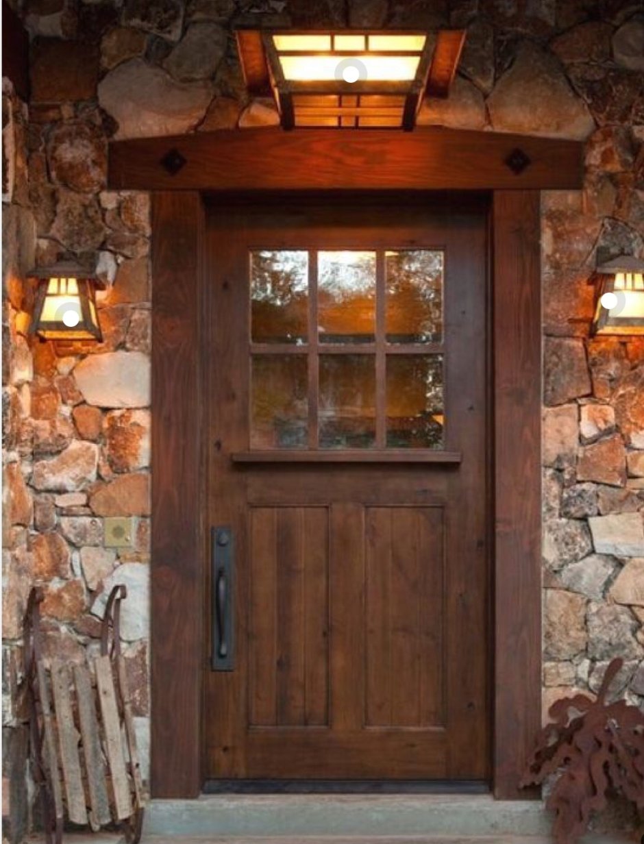 Двери в деревенском стиле