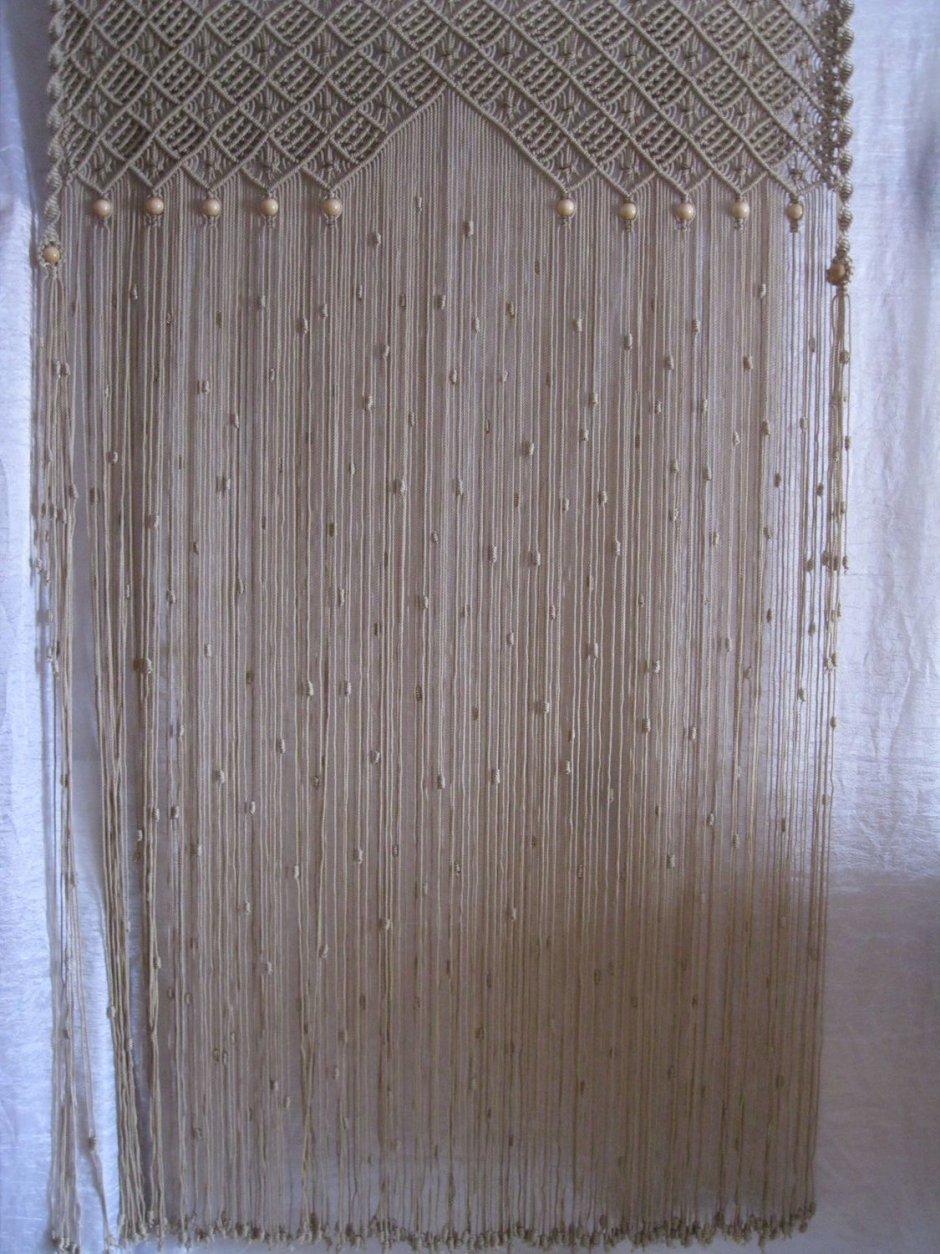 Плетеные шторы на дверь