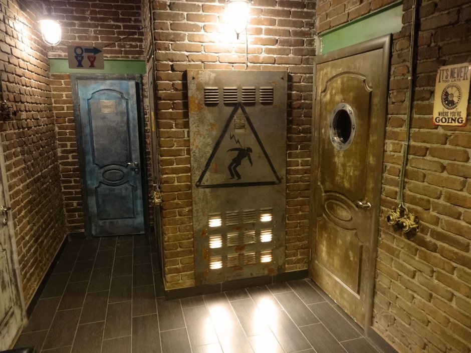 Декор дверей лофт