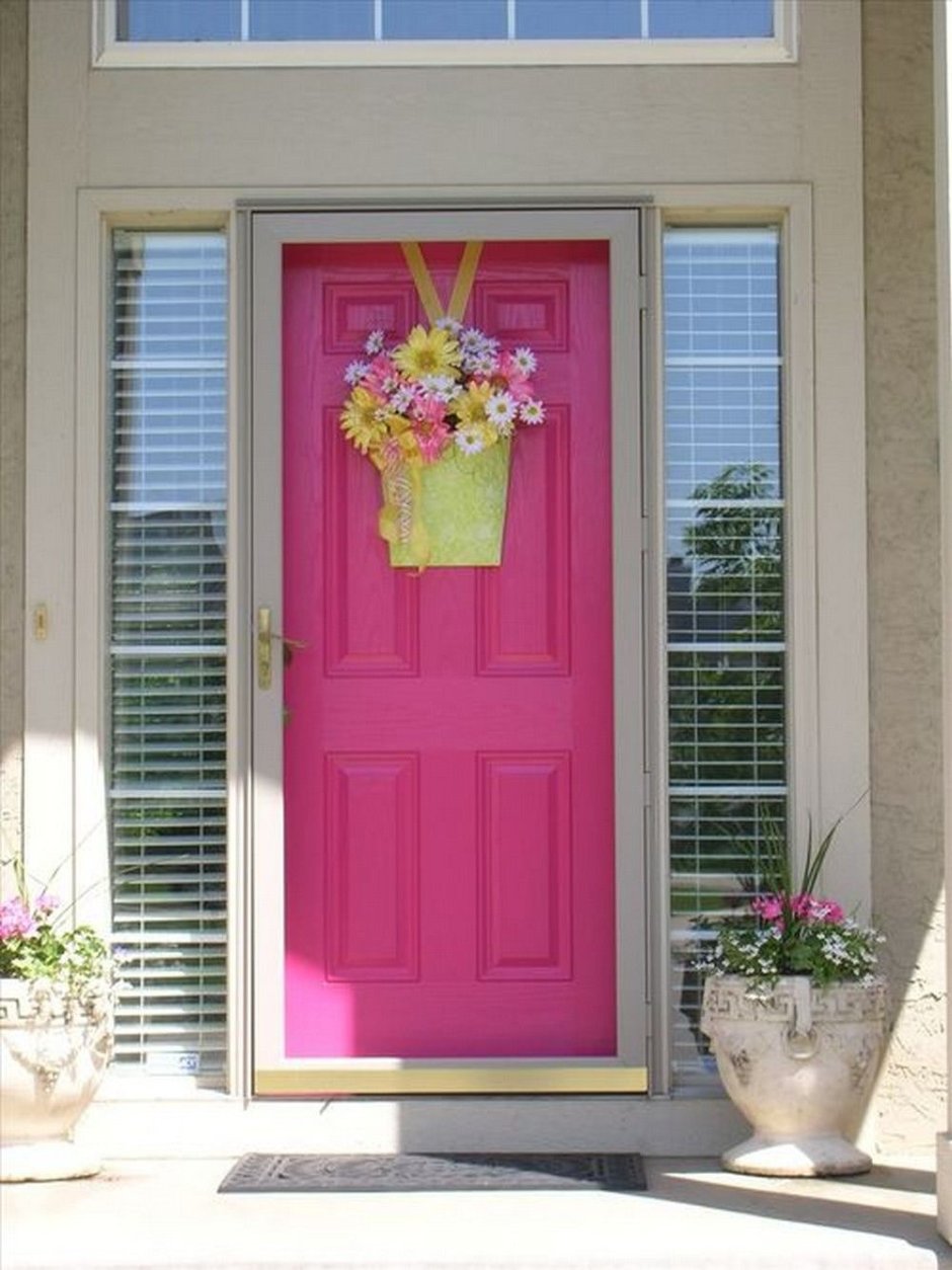 Розово фиолетовые двери
