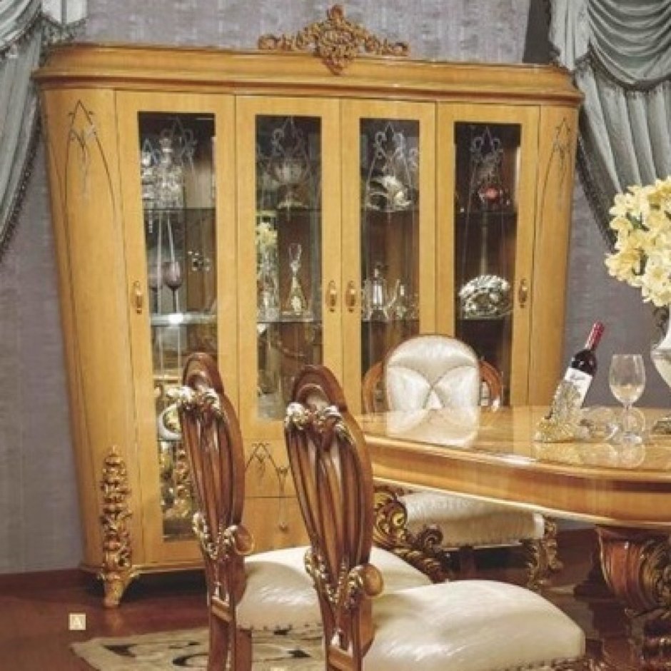 Румынская мебель Клеопатра стол и стулья