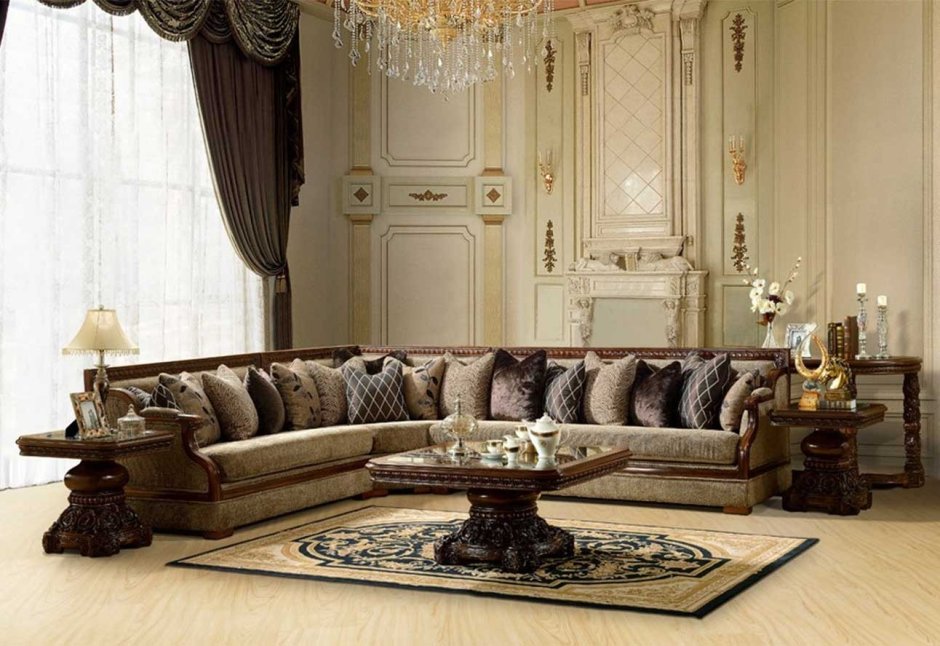 Угловой диван в классическом интерьере