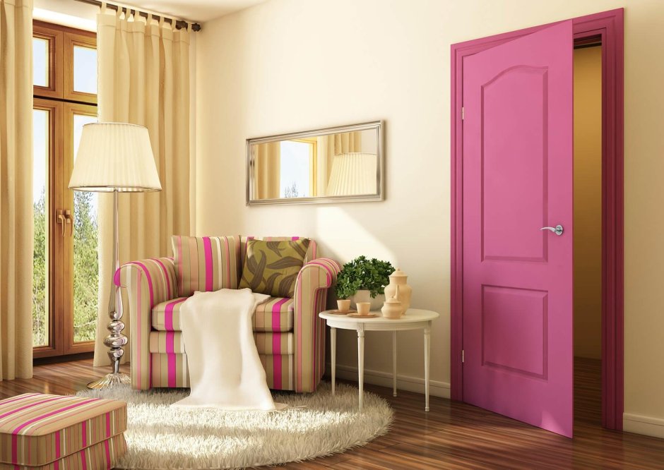 Разноцветные двери в интерьере квартиры