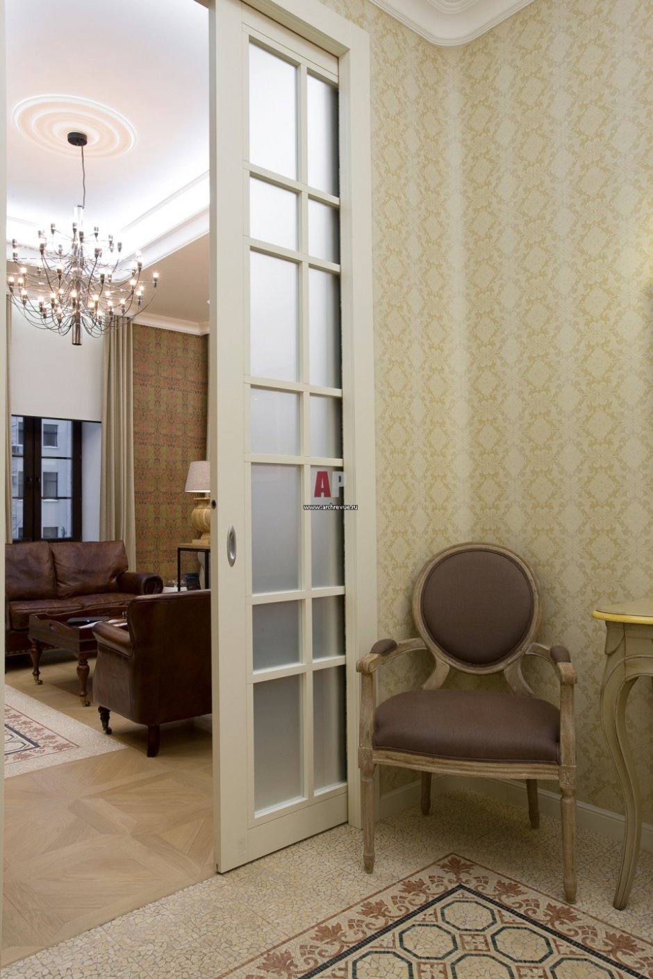 Раздвижные двери в классическом стиле