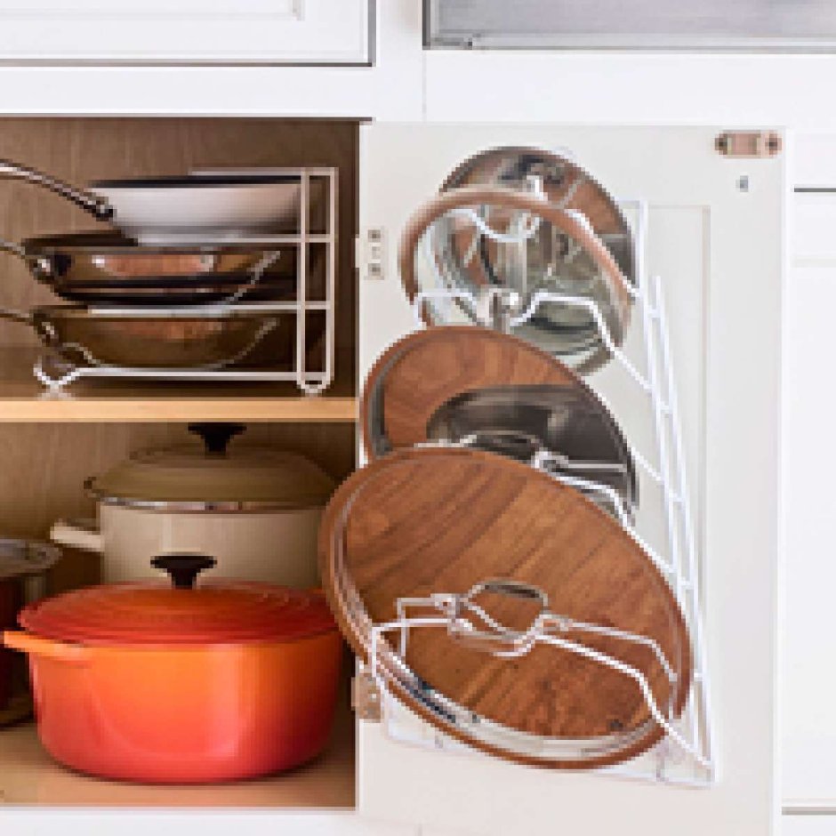 шкаф для сковородок и крышек