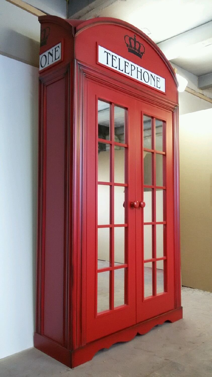 Шкаф-витрина London telephone, 49х49х139