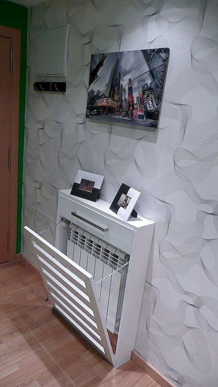 Радиатор отопления на стене