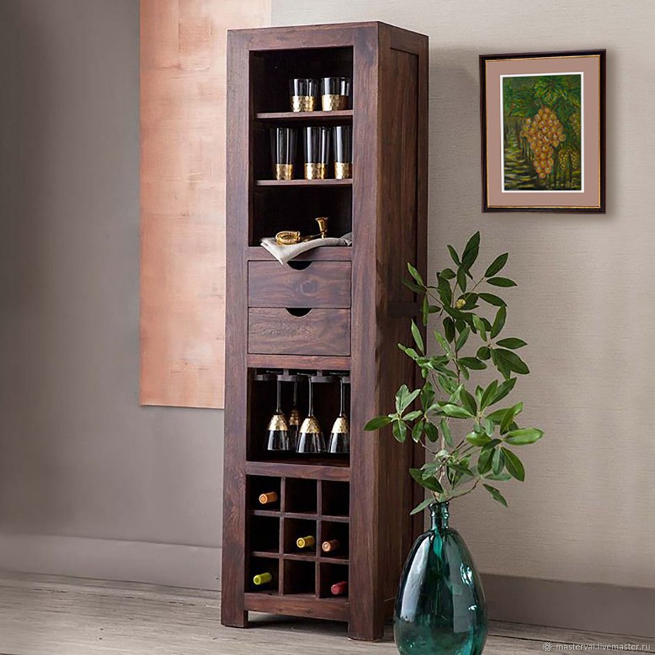 Деревянный шкаф для вина