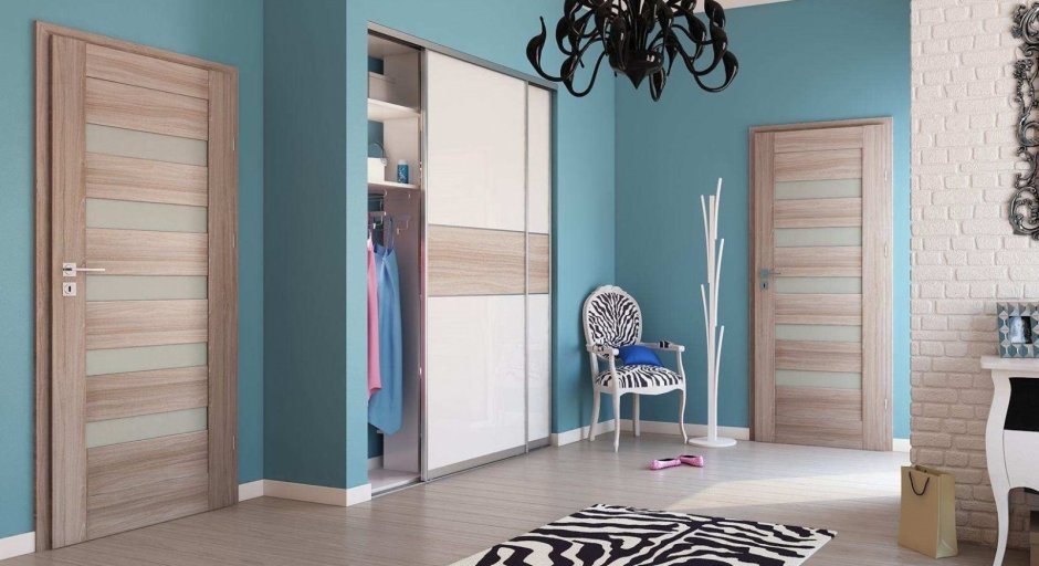 Белые двери в интерьере