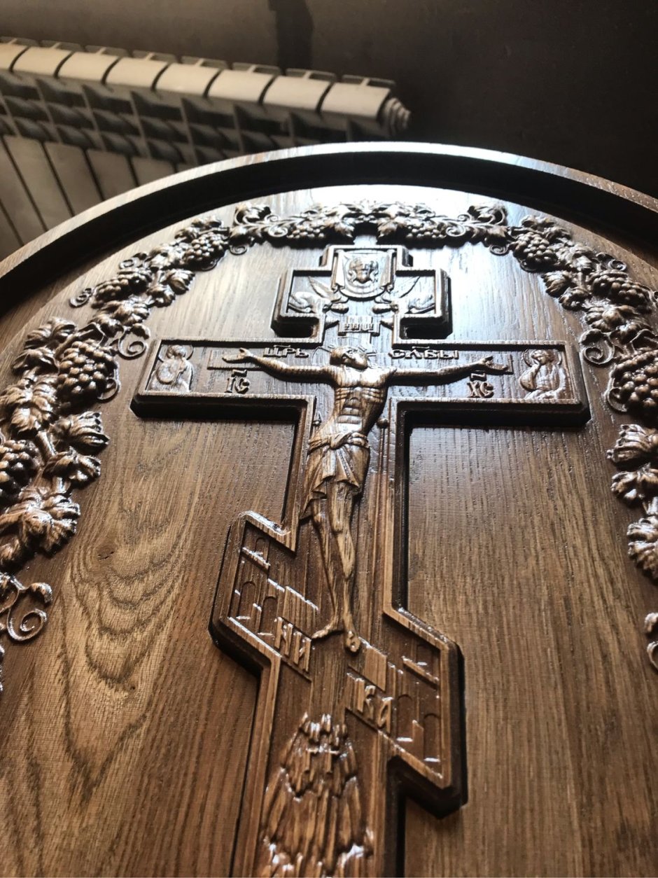 Православный крест с коловратом