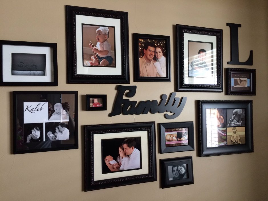 Семейная Фотогалерея на стене